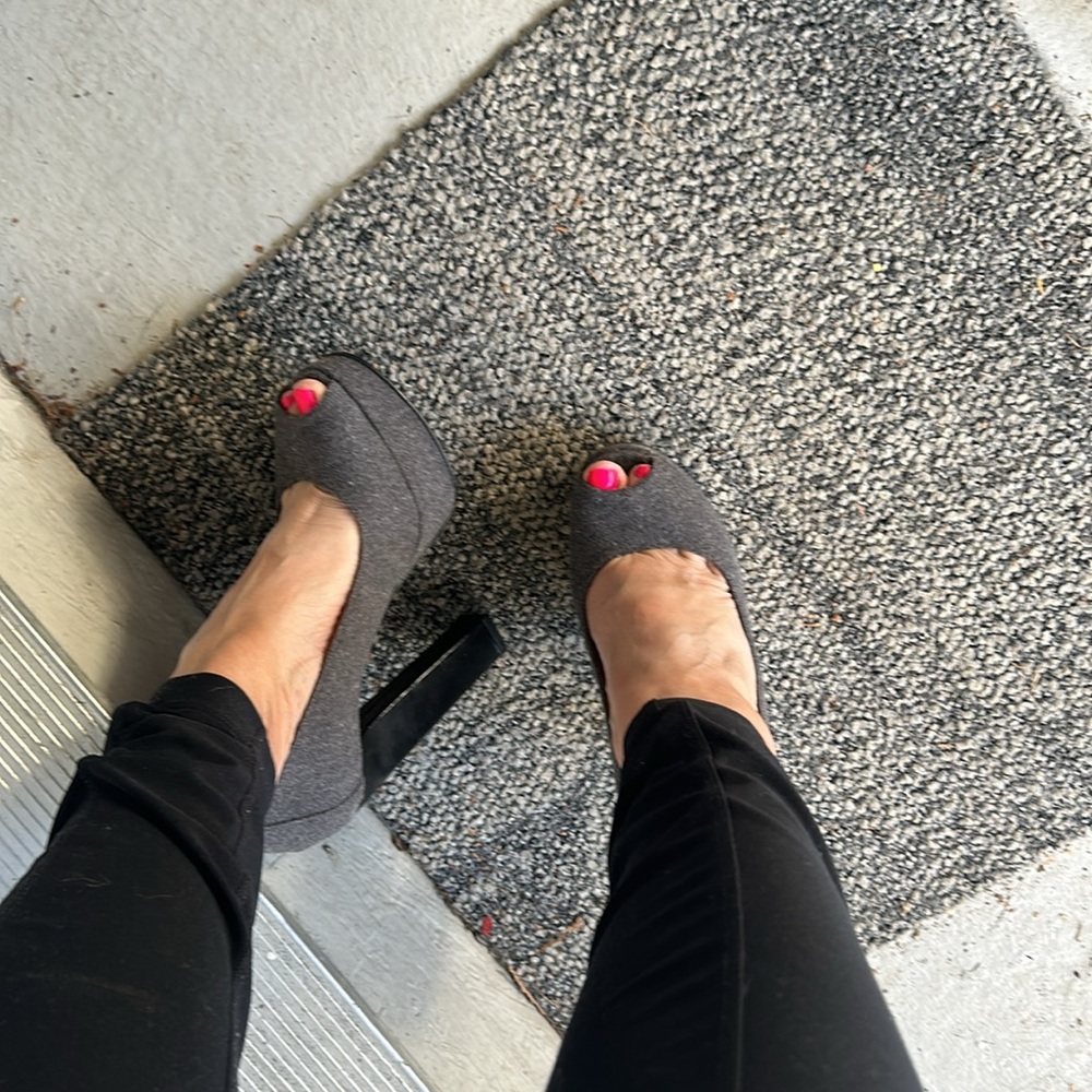 Pre Loved Heels View 6